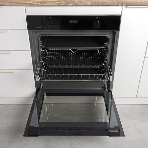 Geöffneter Backofen